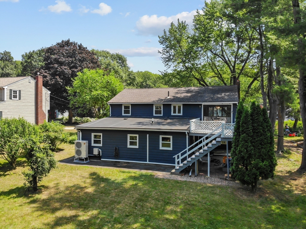 330 Swains Pond Ave, Melrose