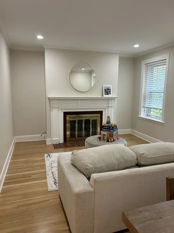 313 Tappan St, Aspinwall Hill