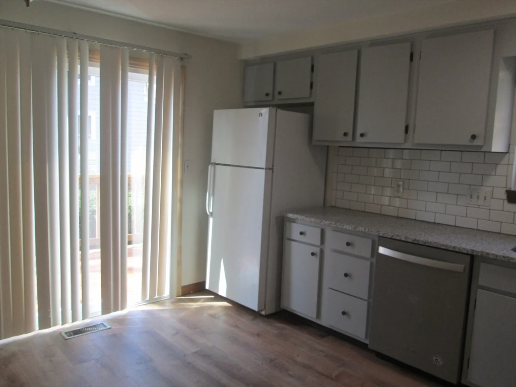 114 Clark St, Belmont