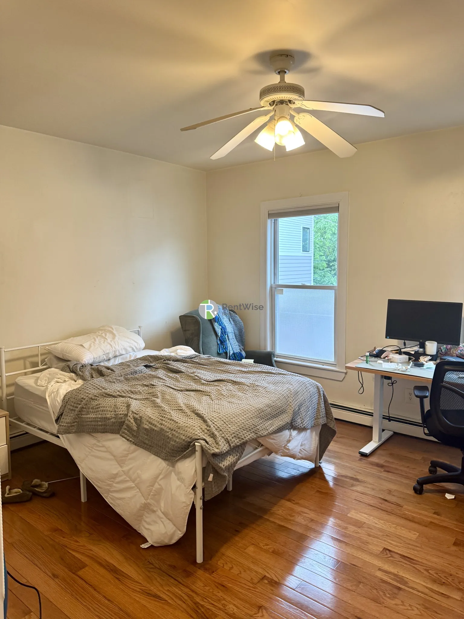 60 Walden St, Neighborhood Nine