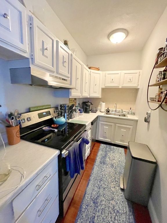 820 East 6th, South Boston