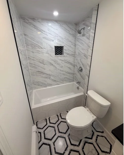 10 Colonial Dr, Andover