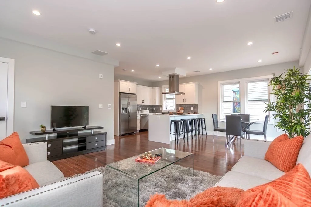 71 Savin St, West Roxbury