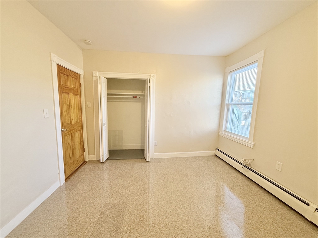 19 Armstrong St, Jamaica Plain