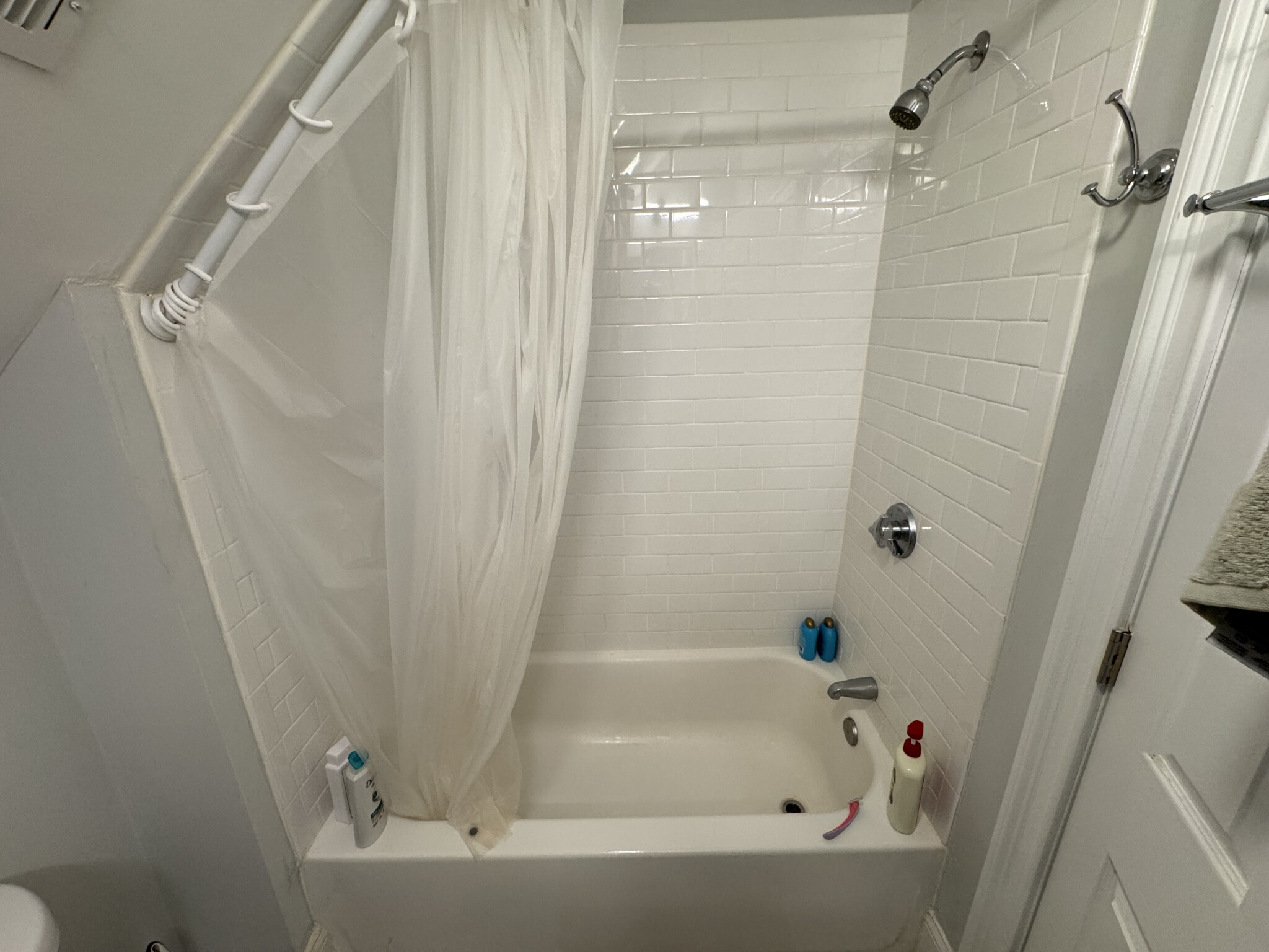 5 Hamilton Rd, West Somerville