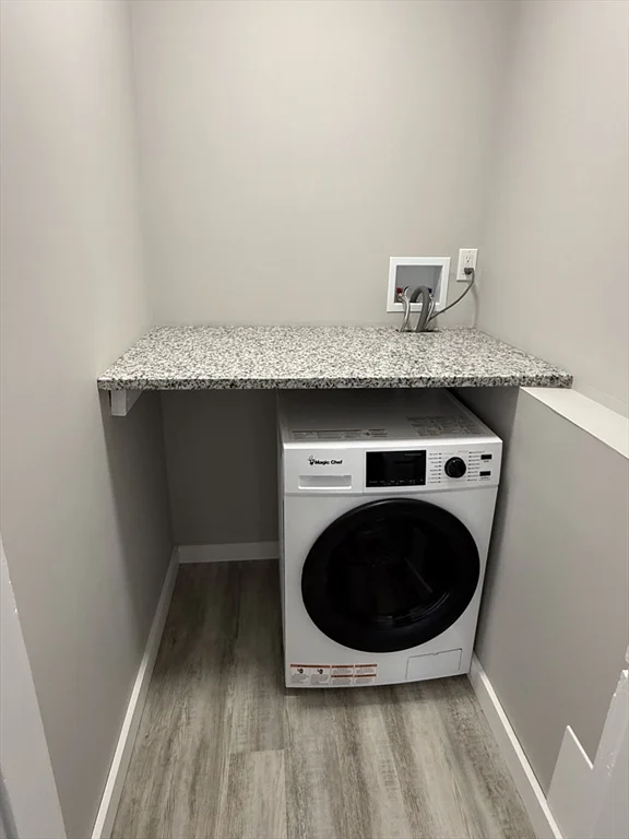 153 Oakland Ave, Methuen