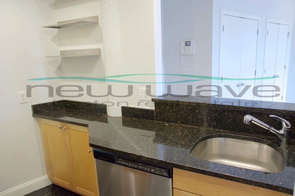 490 Harrison Ave, South End