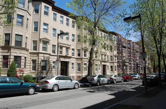 29 Queensberry St, Fenway