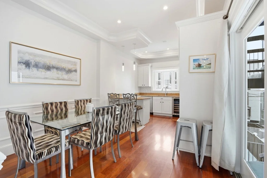 17 Gates, South Boston