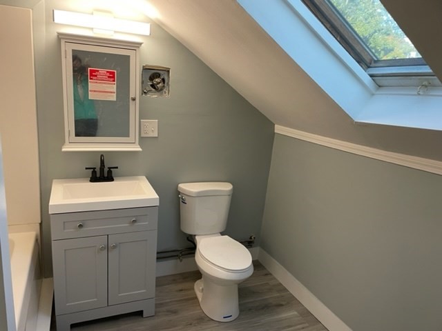 562 Lincoln Ave, Saugus