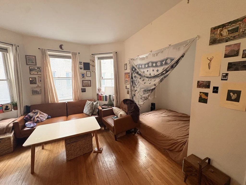 125 Park Dr, Fenway
