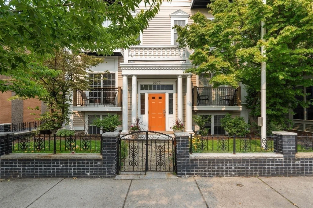 2277 Massachussetts Ave, Porter Square