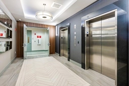 121 Portland St, Bulfinch Crossing