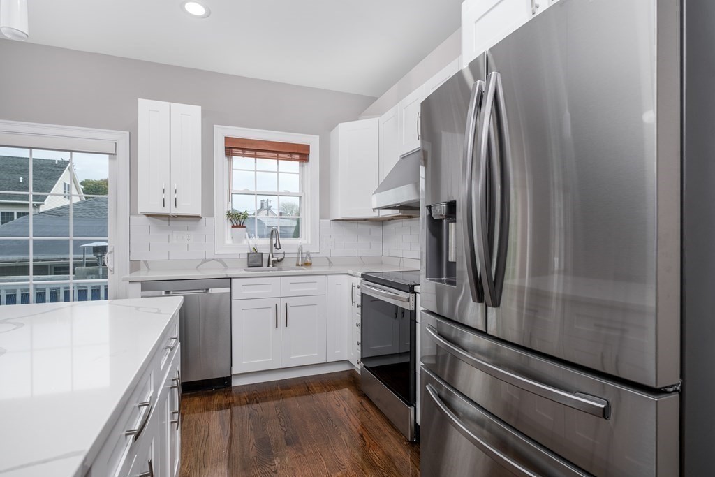 21 Bellevue Ave, Revere