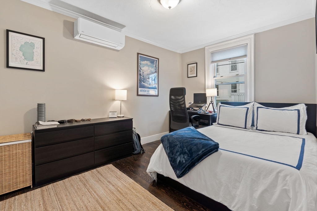 12 Colebrook St, South Boston