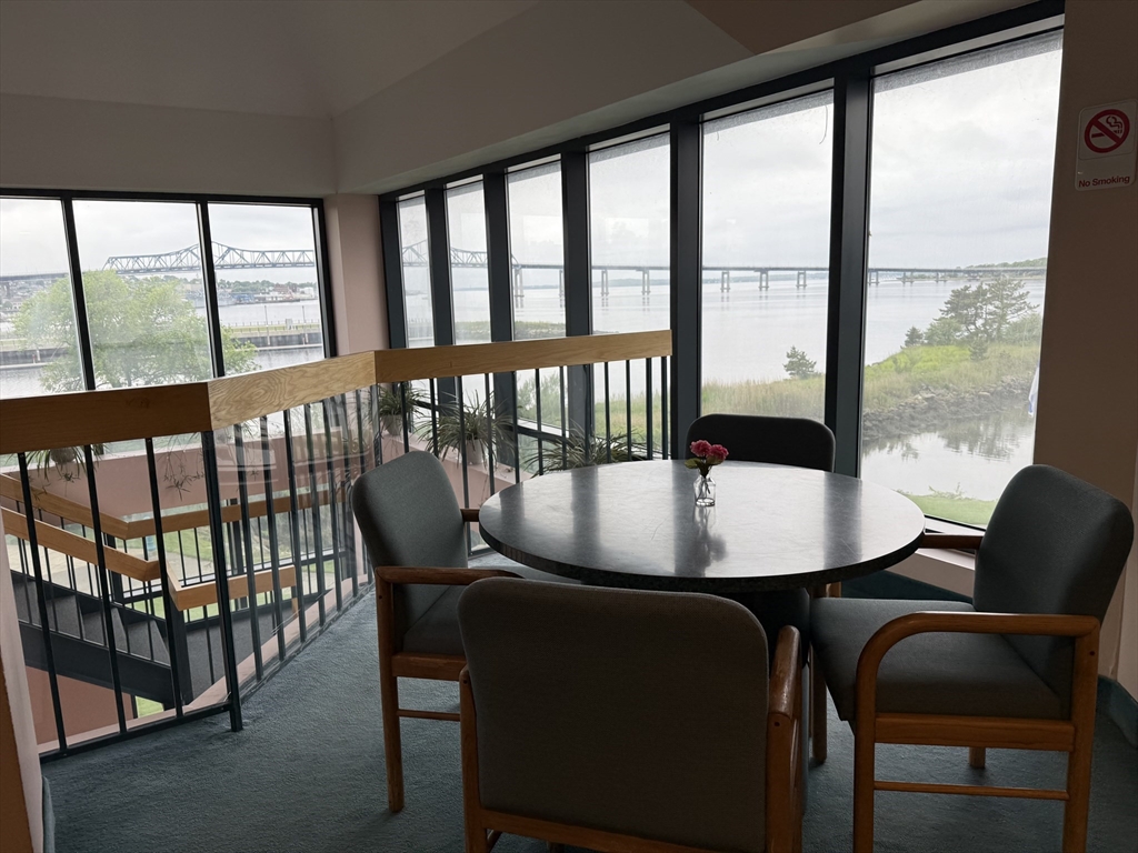 750 Davol St, Fall River