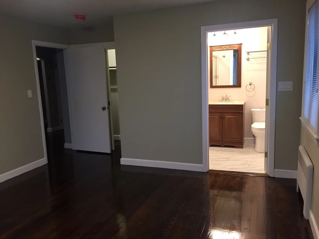 793 Dedham St, Newton