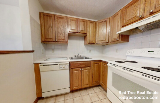 272 Grove St, Auburndale