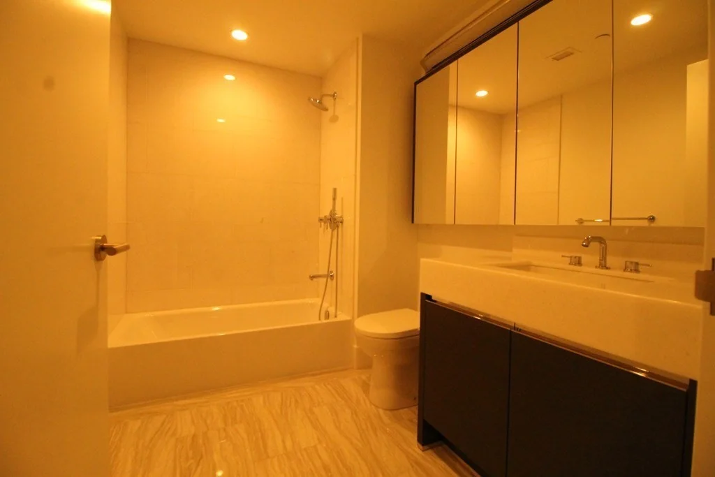 100 Lovejoy, West End