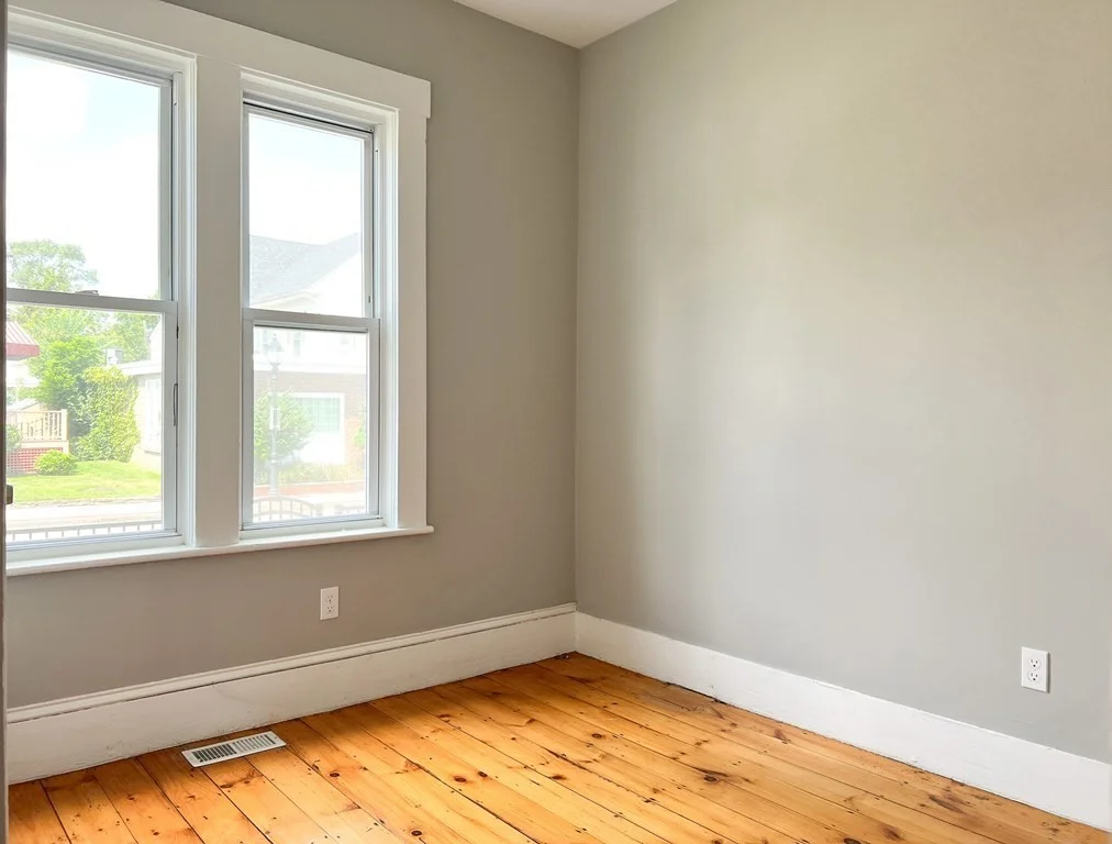 642 Moody St, Waltham