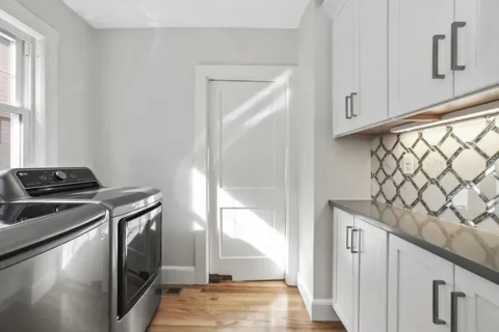 37 Gallivan Blvd, Mattapan