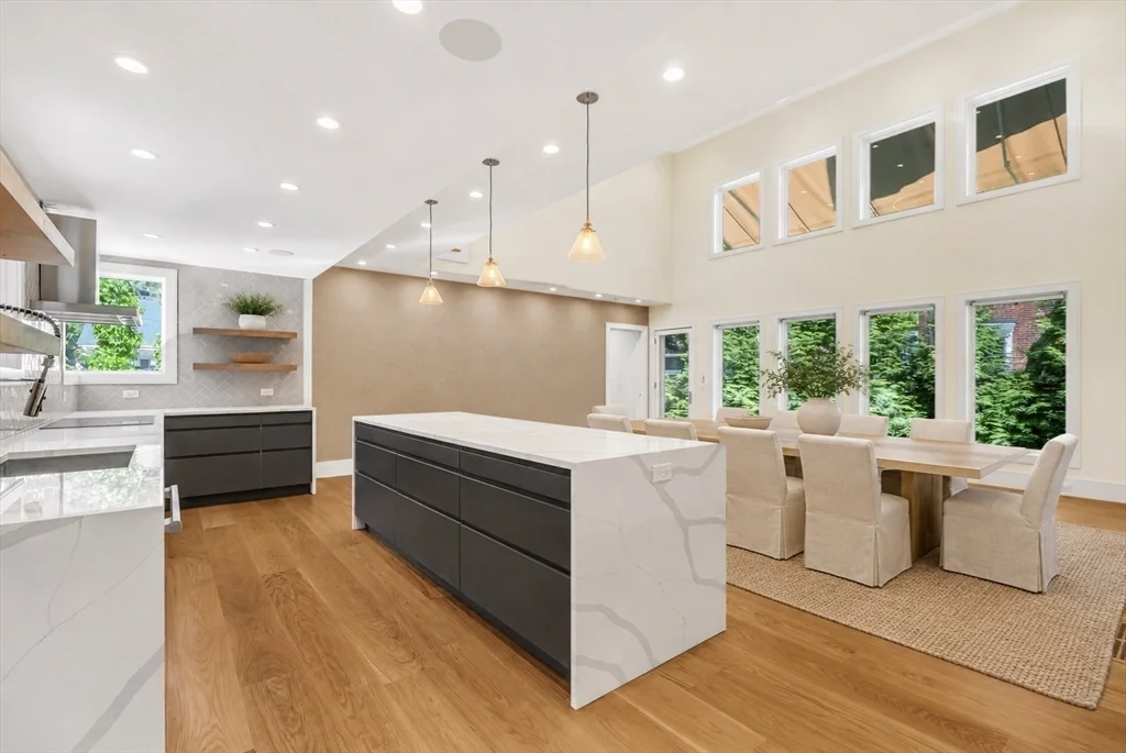 59 Fresh Pond Ln, West Cambridge