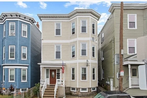 3 Carson St, Dorchester