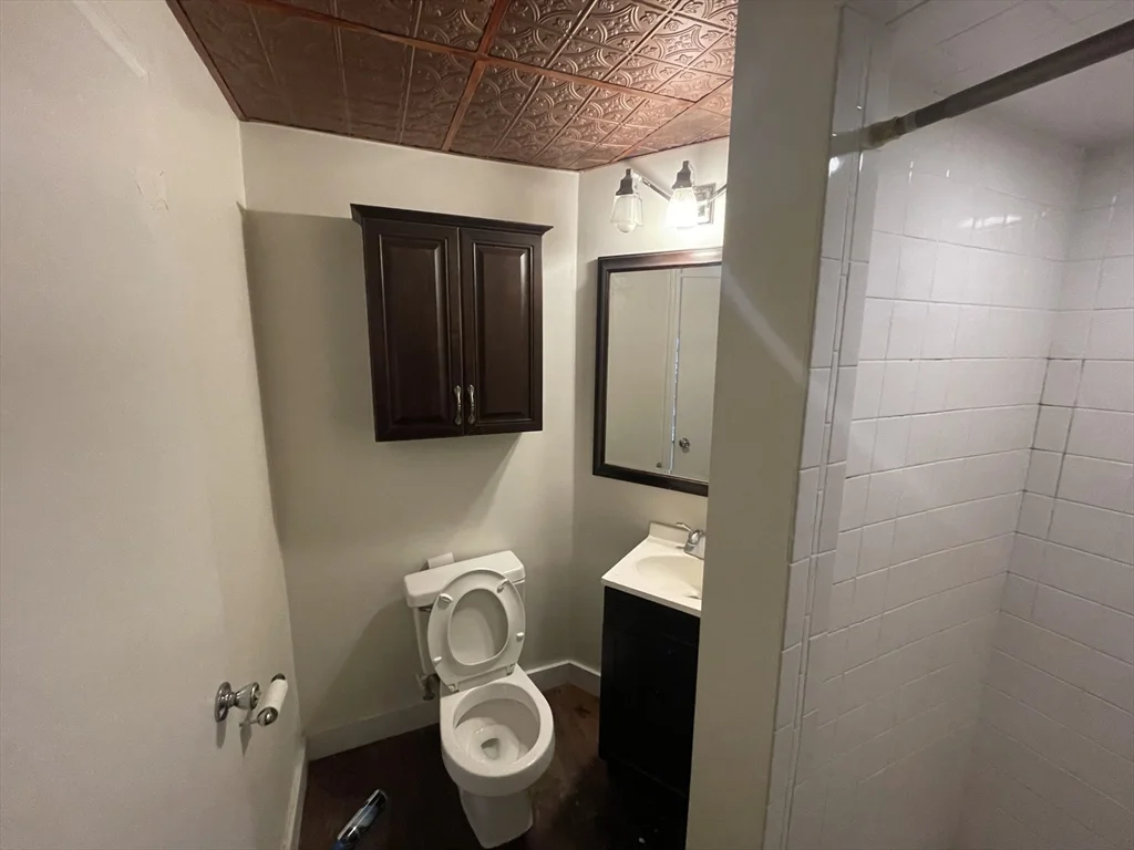 28 Kingston St, Leather District