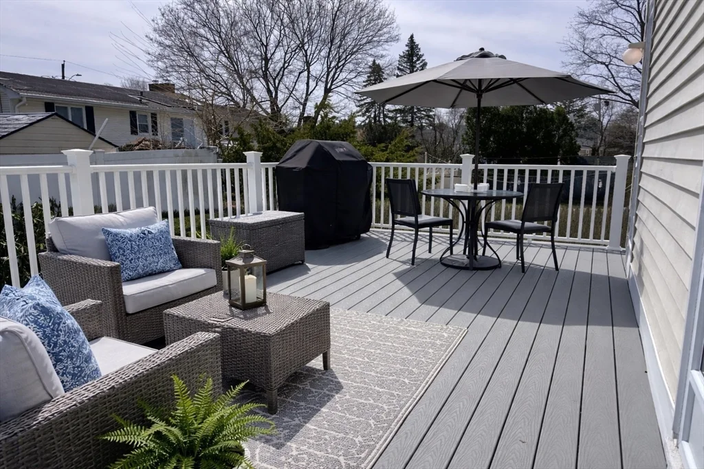 76 Prospect St, Watertown