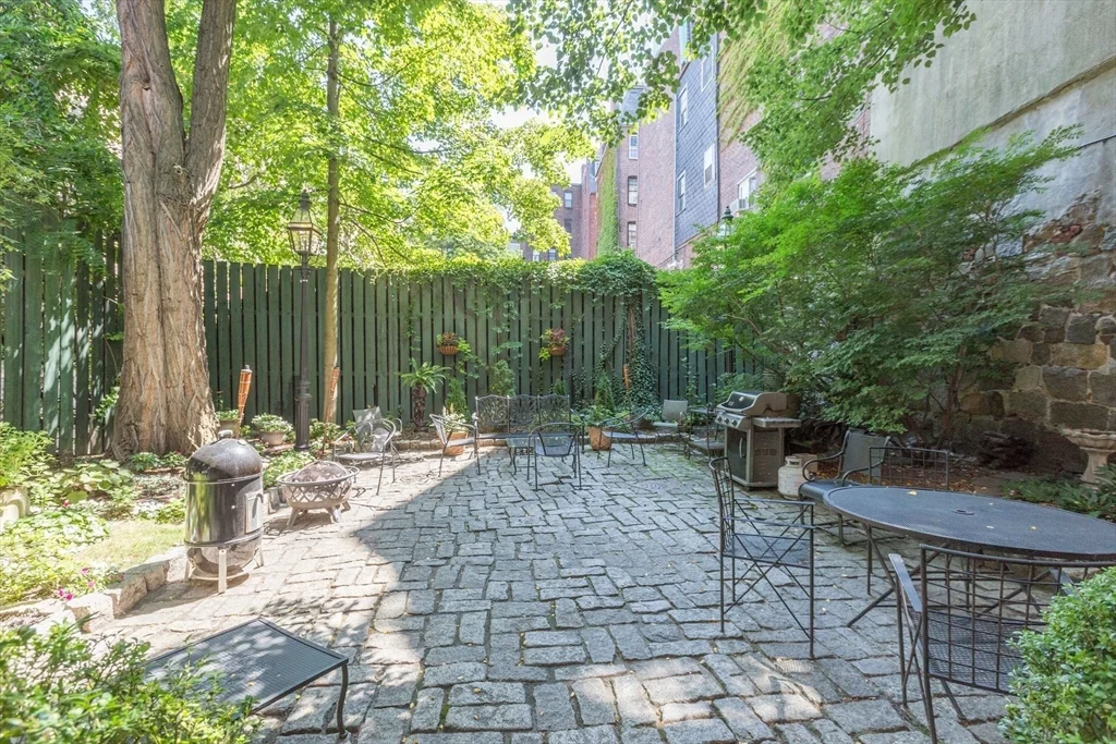 7 Primus Ave, Beacon Hill