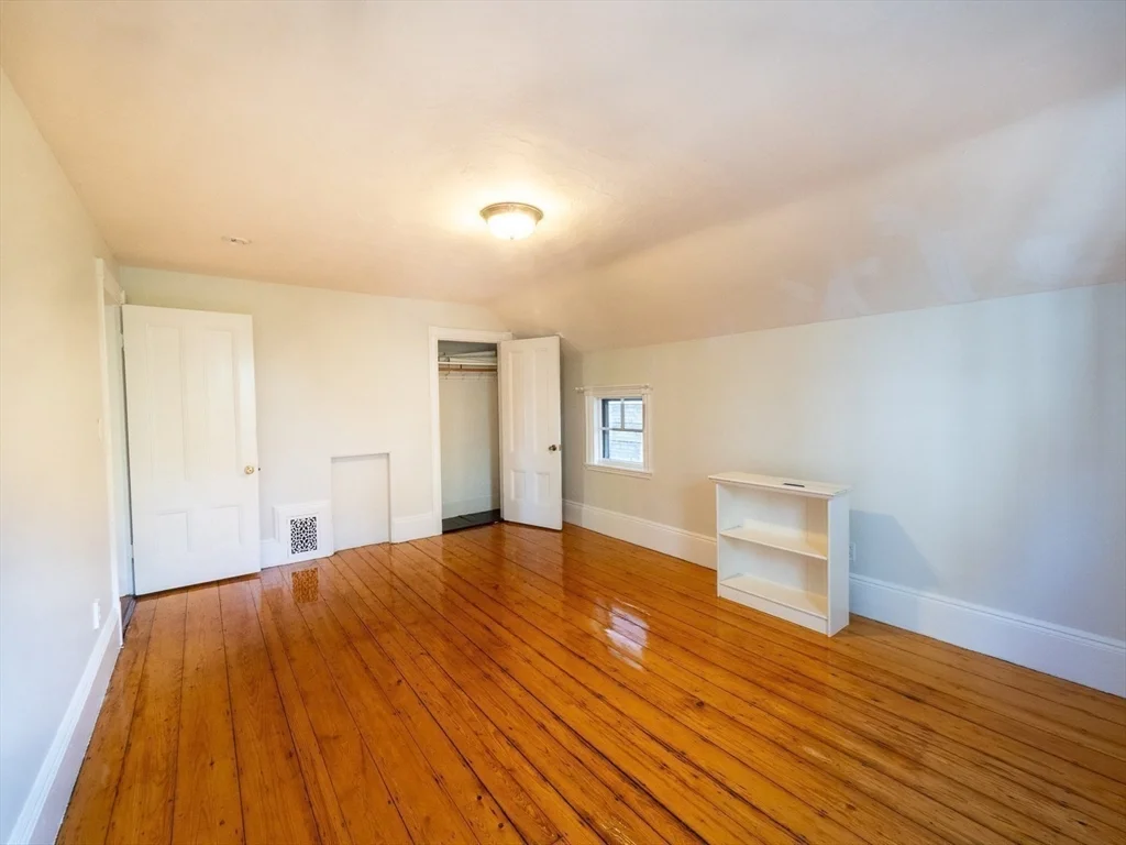 12 Adella Pl, Allston