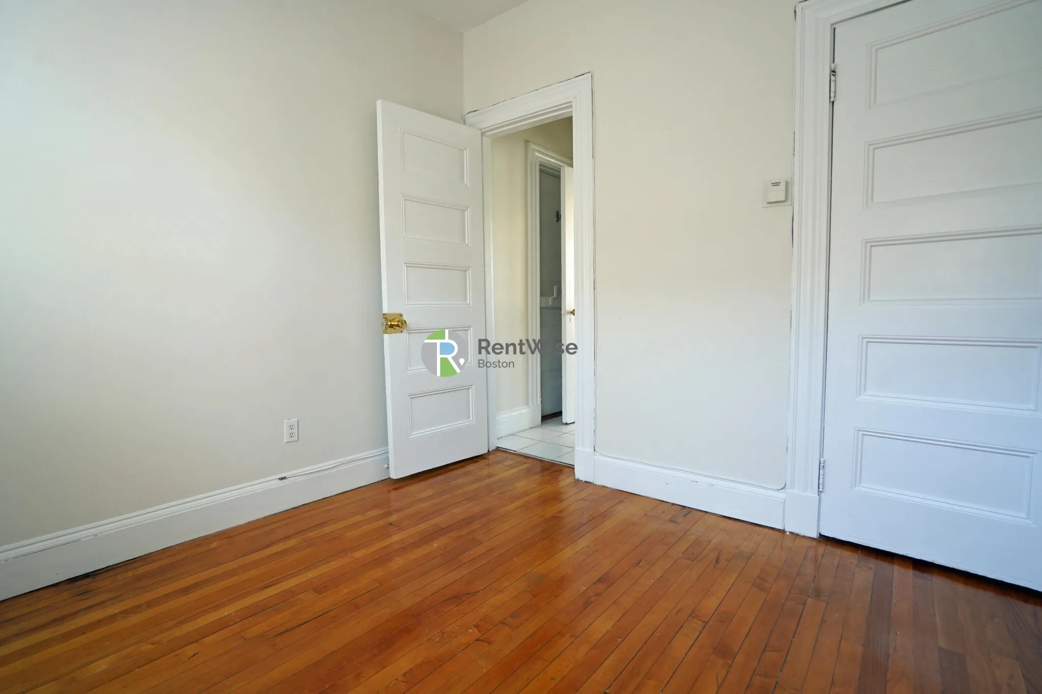 72 Gardner St, Allston