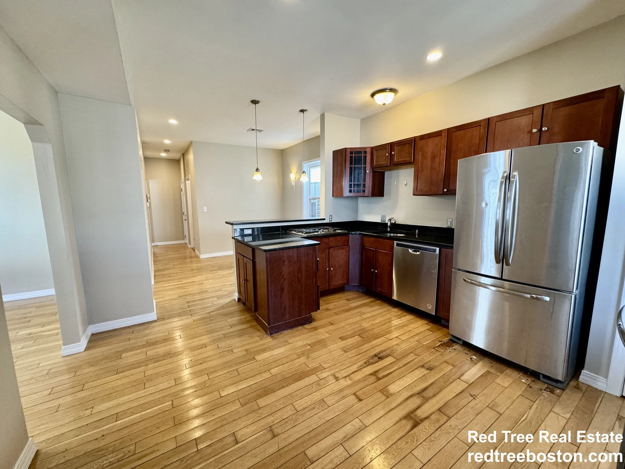 22 Elmore St, Roxbury