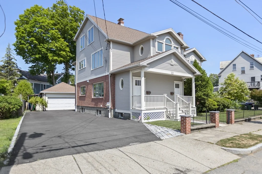 17 Gilbert St, Newton