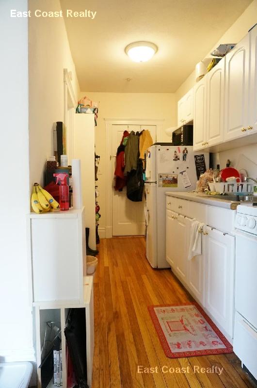 6 Camelot Ct, Brighton