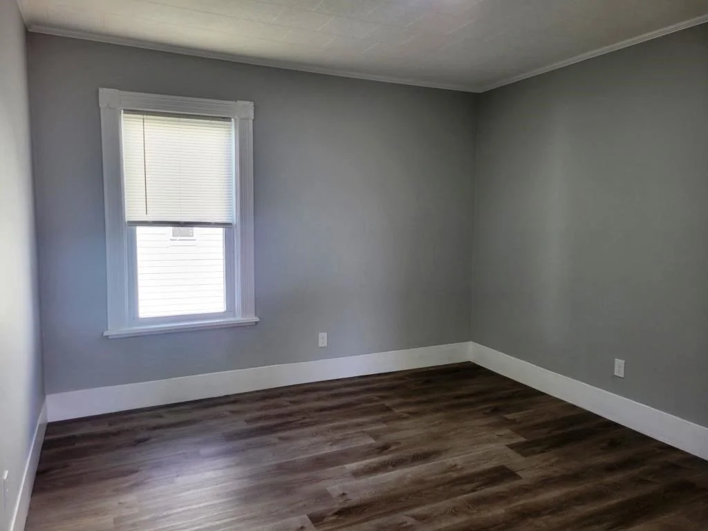 73 1/2 Esther St, Worcester