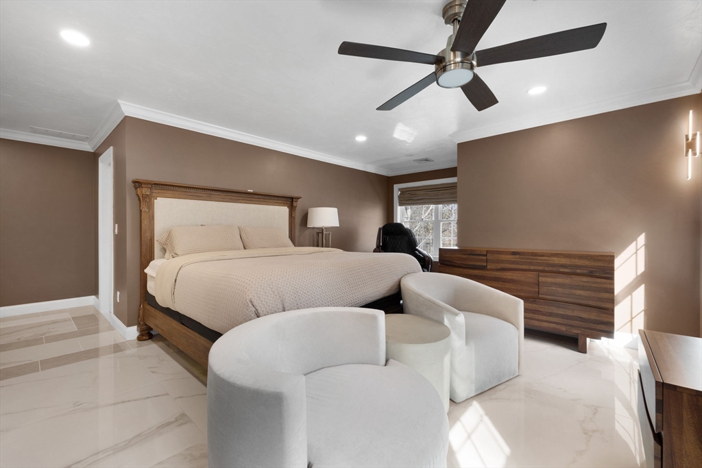 60 Shufelt Rd, South Walpole