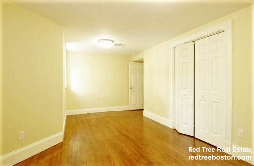 19 Parker Hill Ave, Mission Hill