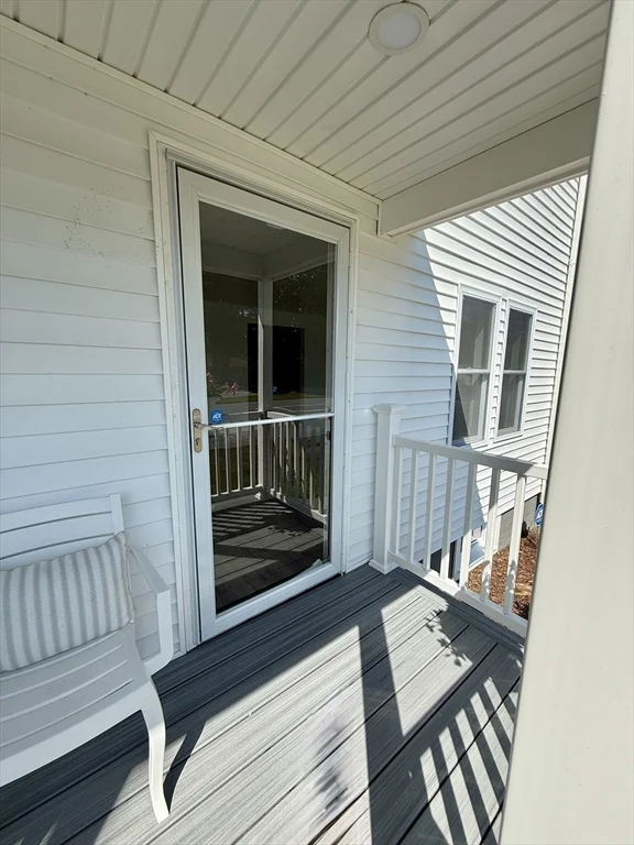 487 Mill St, Worcester