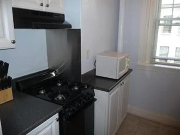 1576 Commonwealth Ave, Brighton