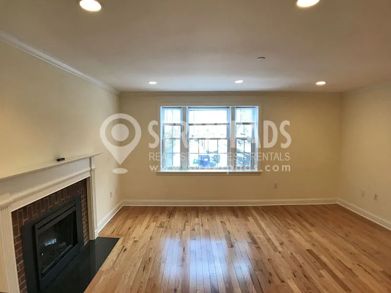 55 Langdon St, Neighborhood Nine