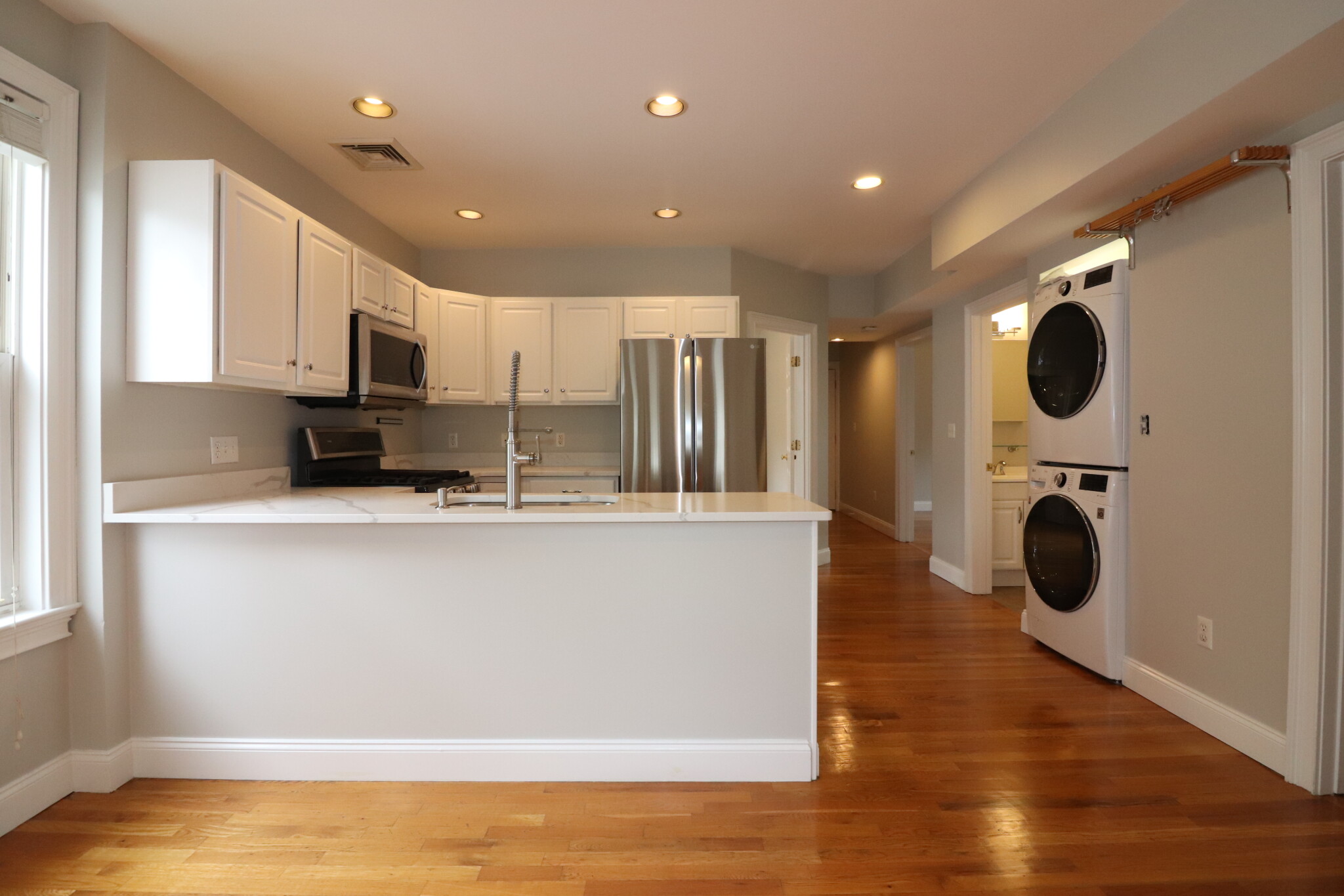 40 Middle St, South Boston