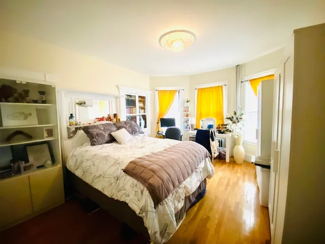 33 Stone Ave, Prospect Hill