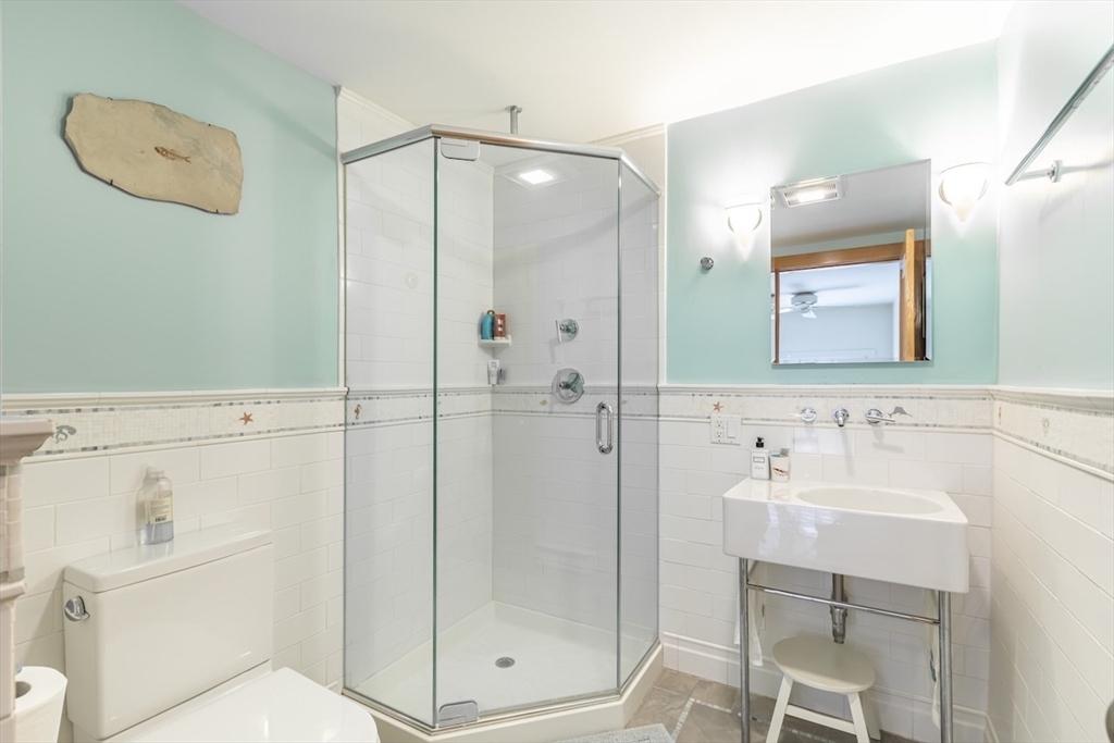 54 Trowbridge, Mid-Cambridge