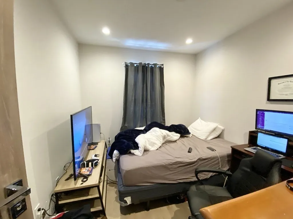 118 Buttonwood, Boston