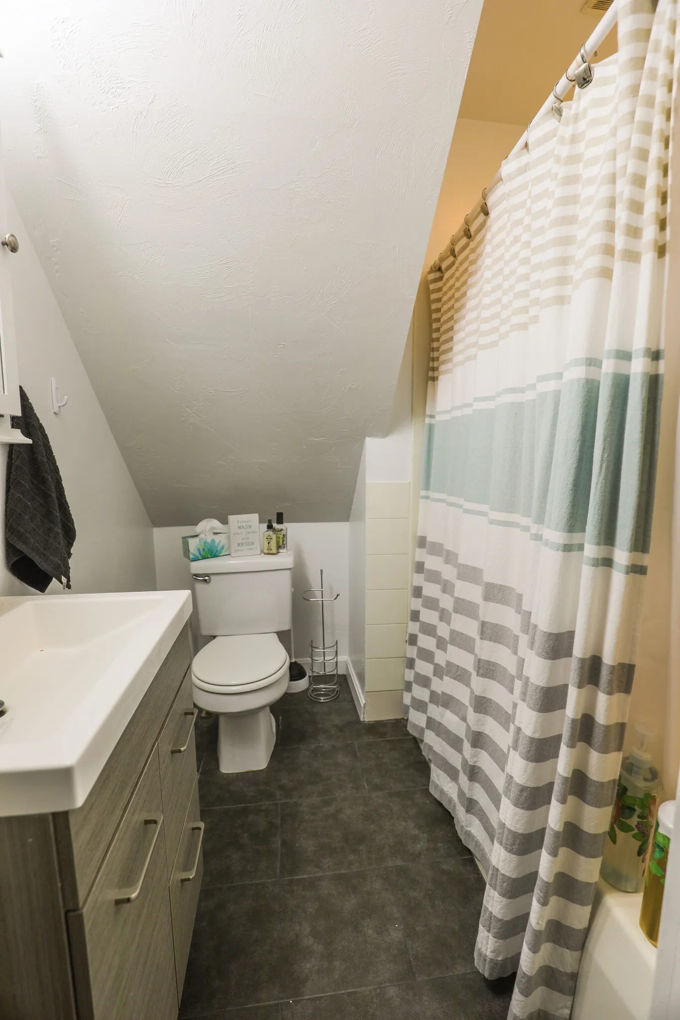 86 Linden St, Brighton