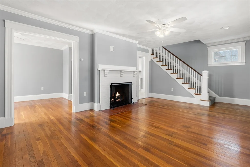 42 Phillips Rd, Nahant