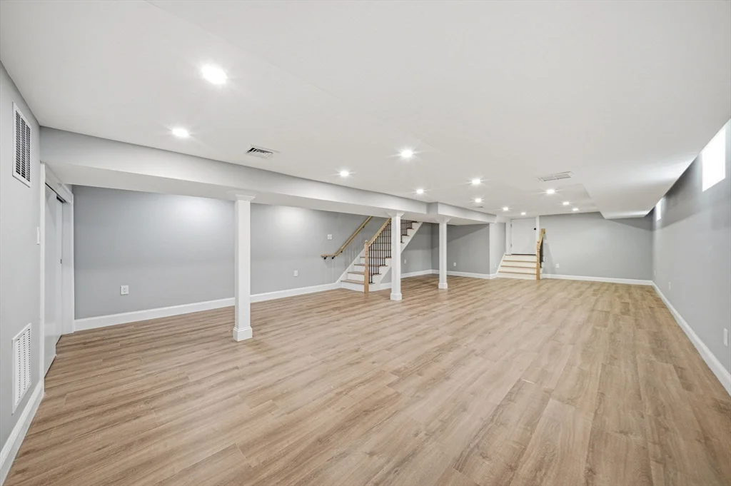 9 Logan Ave, Medford