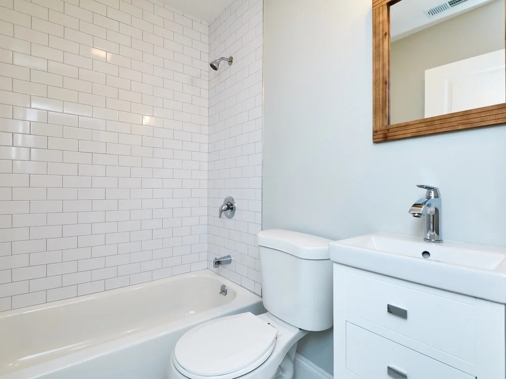 1114 Saratoga St, East Boston