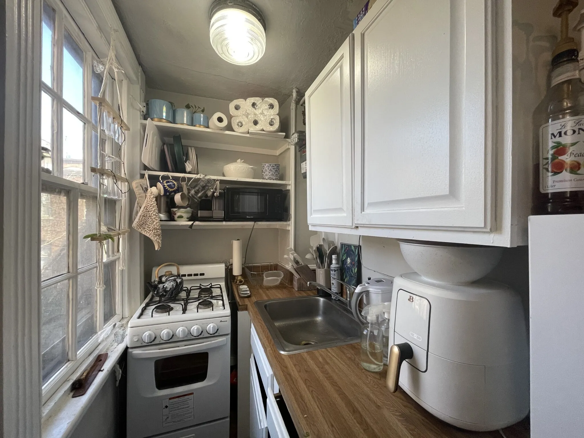 4 Champney Pl, Beacon Hill